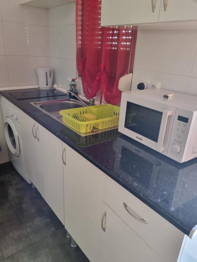 1 Bedroom In La Mata Apartment *